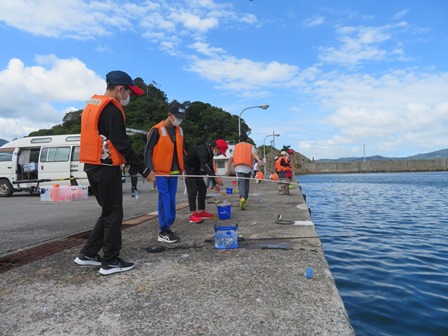 みねっ子広場夏の巻～魚釣り～の様子